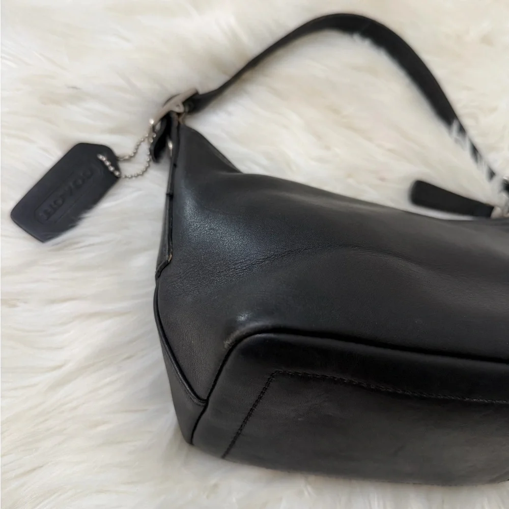 Vintage Coach Black Leather Shoulder Bag #9844